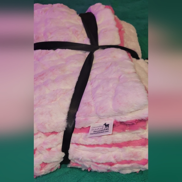 Luxury Minky Blankets I have available - Picture 3 of 11